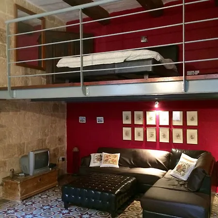 Apartment Traditional *